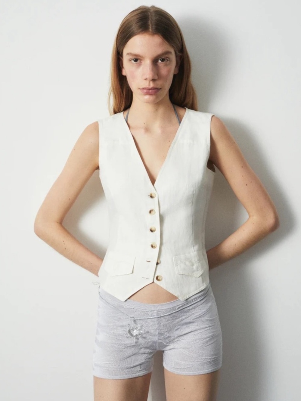 GIMAGUAS Sole Linen White Sleeveless Button Down Vest Top